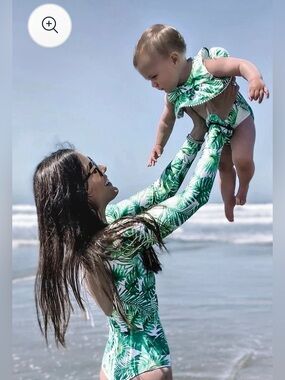 DAWNE FLORINE x Janie and Jack
Long Sleeve Surf Swimsuit